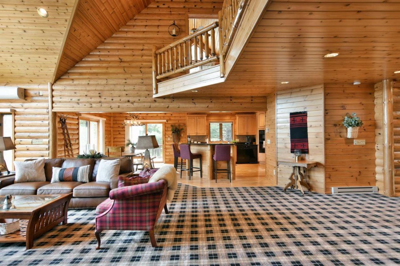 Majestic Moose Lodge Home Cable Luaran gambar